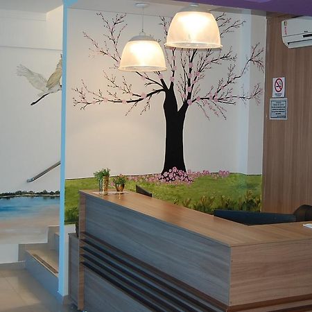 Aeroporto Plaza Hotel Кампо Гранде Екстериор снимка