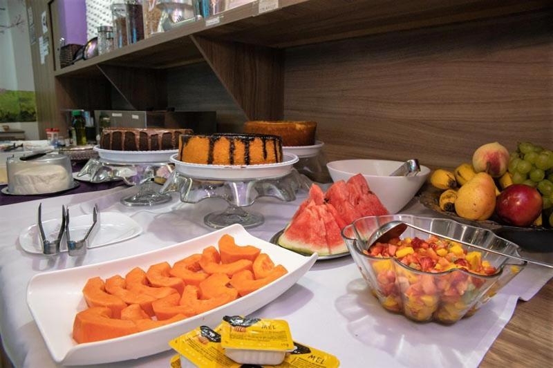 Aeroporto Plaza Hotel Кампо Гранде Екстериор снимка