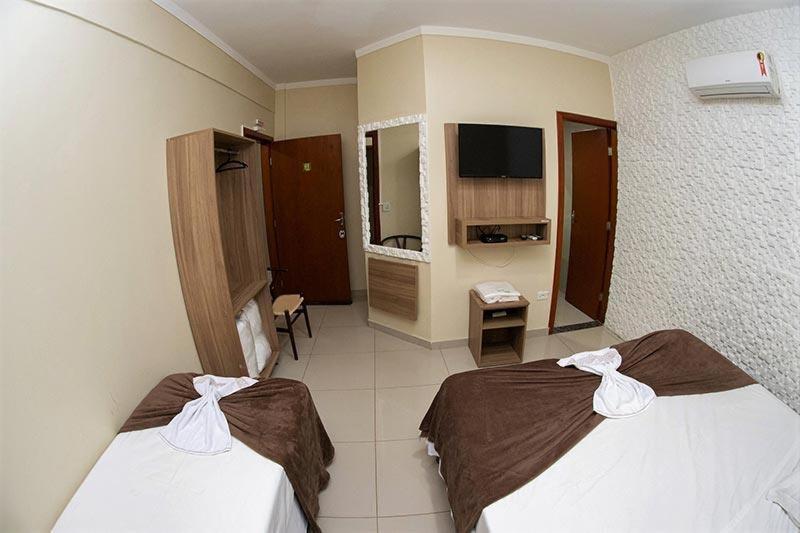 Aeroporto Plaza Hotel Кампо Гранде Екстериор снимка
